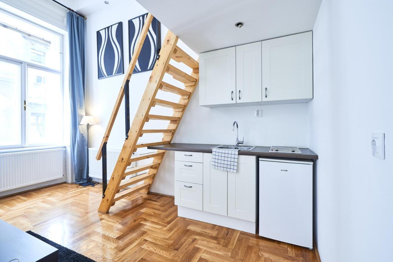 Large Apartment For Groups City Center Dist. VII Budapeszt Zewnętrze zdjęcie