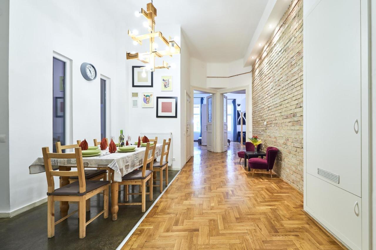 Large Apartment For Groups City Center Dist. VII Budapeszt Zewnętrze zdjęcie