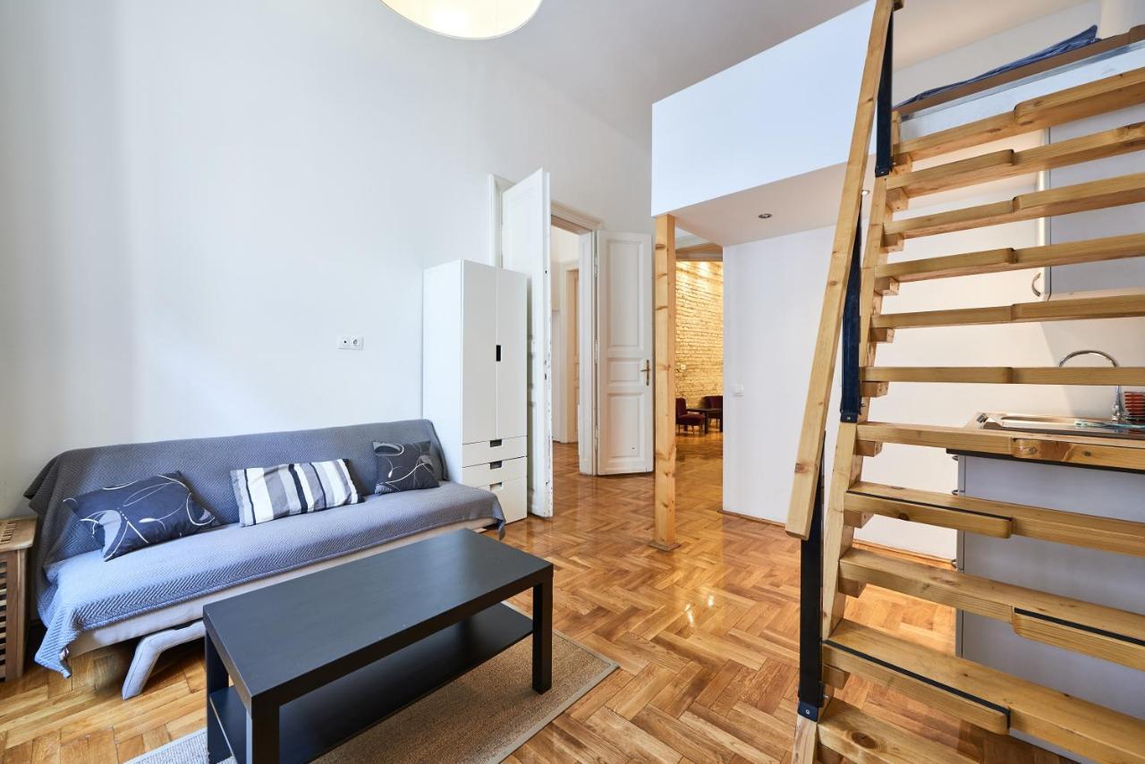 Large Apartment For Groups City Center Dist. VII Budapeszt Zewnętrze zdjęcie